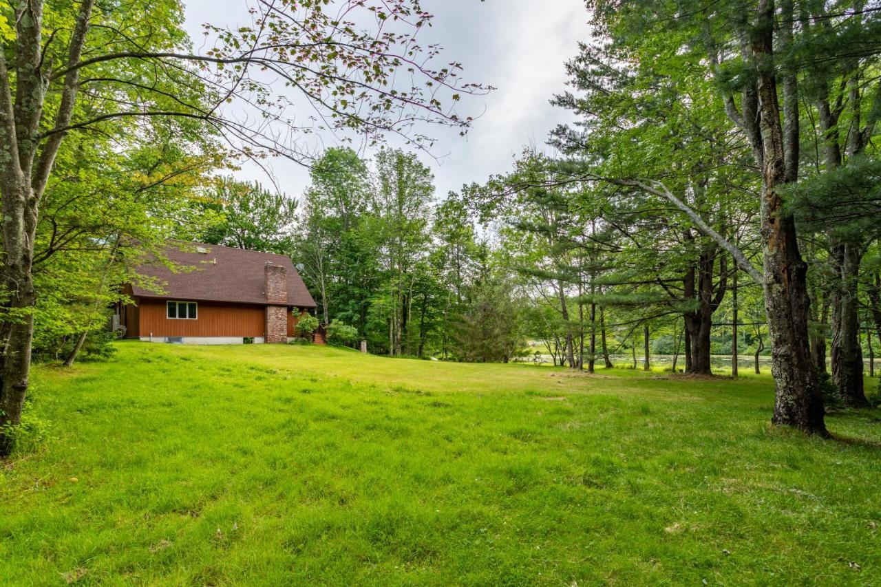Bluebird Manor On The Water, 2 Acres & Amenities Villa Liberty Bagian luar foto