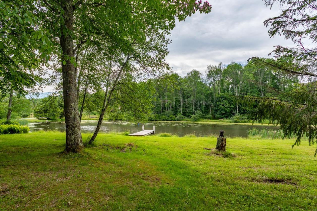 Bluebird Manor On The Water, 2 Acres & Amenities Villa Liberty Bagian luar foto
