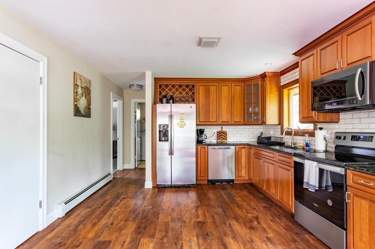 Bluebird Manor On The Water, 2 Acres & Amenities Villa Liberty Bagian luar foto